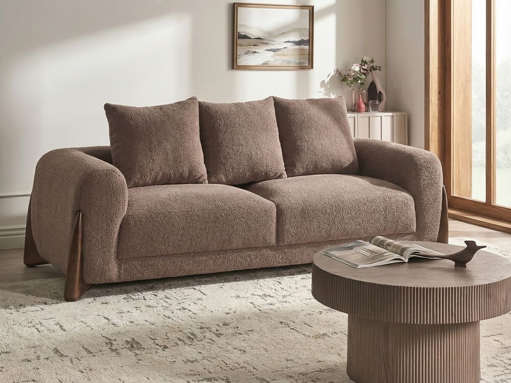 Divano a 3 posti Rivestimento in tessuto bouclè marrone Gambe in legno con braccioli Soggiorno Stile moderno