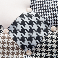 Sedia Wingback con ottomana in tessuto Multicolore abbottonato in stile retrò