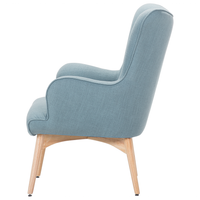 Sedia Wingback con ottomana in tessuto azzurro abbottonato in stile retrò