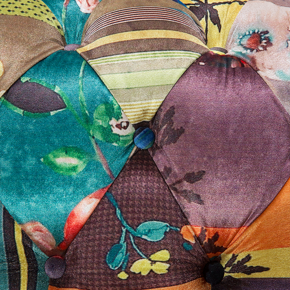 Poltrona Tessuto Multicolore Braccioli a voluta con inserti Giallo Patchwork Eclettico