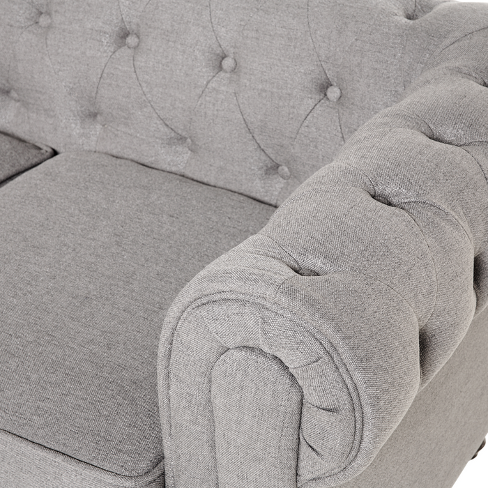 Divano a 3 posti con braccioli trapuntati in tessuto grigio chiaro tradizionale