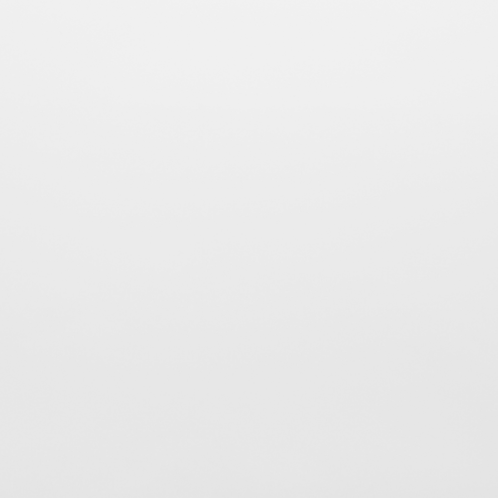 Set di 4 Sedie in Plastica Bianca Schienale Decorativo Traforato