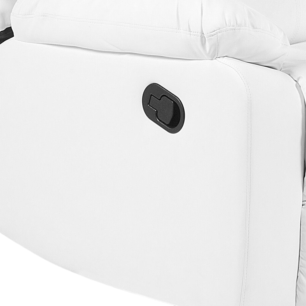 Sedia reclinabile in ecopelle bianca con schienale e poggiapiedi regolabili manualmente