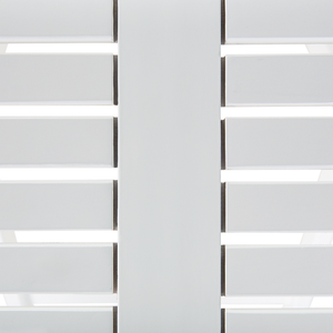 Set da bistrot 3 pezzi in legno massello di acacia bianco cuscini gialli a doghe pieghevoli design scandinavo moderno