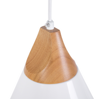 Lampadario in Metallo Bianco e Legno con Paralume a Forma di Cono