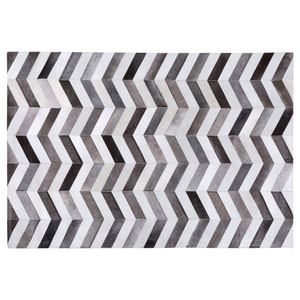Tappeto tappetino Grigio Pelle 140 x 200 cm Patchwork Pelle Bovina Zigzag Rettangolare Moderno
