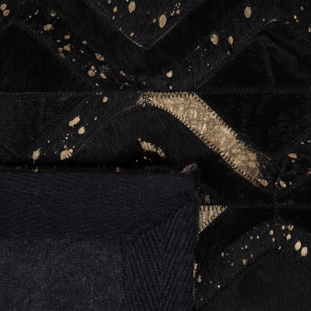 Tappeto Nero con Pelle dorato 140 x 200 cm in stile Modern Glam