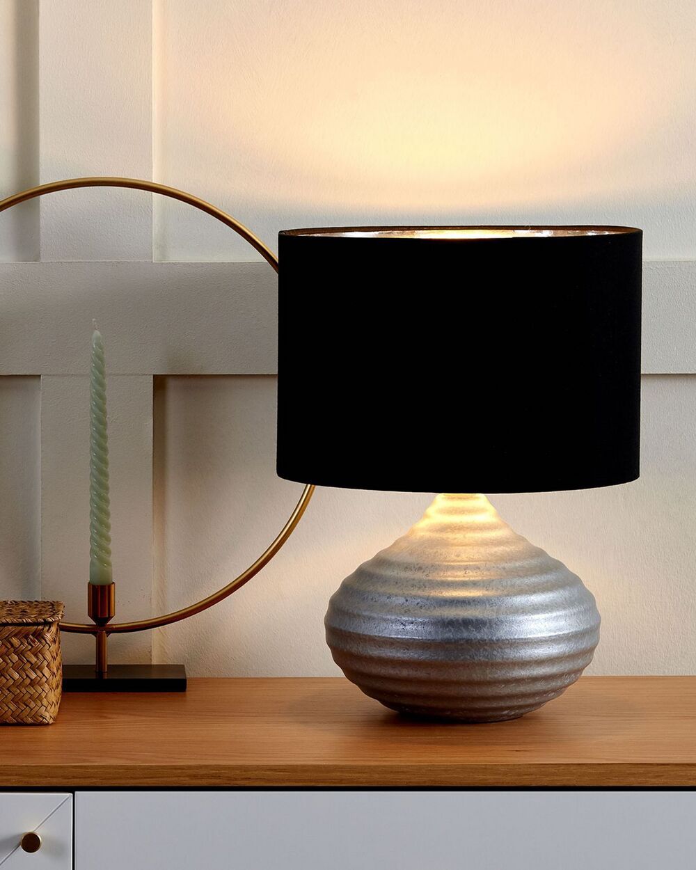 Lampada da Tavolo Argento Ceramica 42H cm Nero Policotone Paralume Base a Costine Moderna