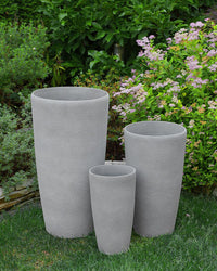 Vaso per fiori Fioriera alta in pietra grigia 42 x ø 23 cm Accessori decorativi per interni e esterni moderni e minimalisti