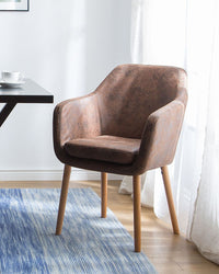 Sedia da pranzo con gambe in legno imbottite in ecopelle marrone