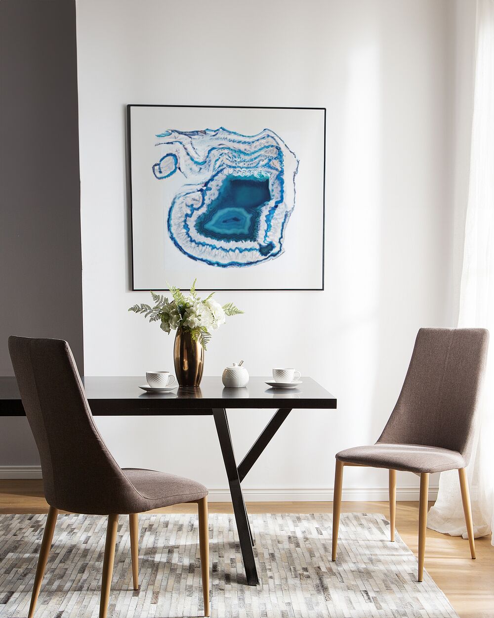 Set di 2 sedie da pranzo con sedile imbottito in tessuto beige e legno chiaro con schienale alto