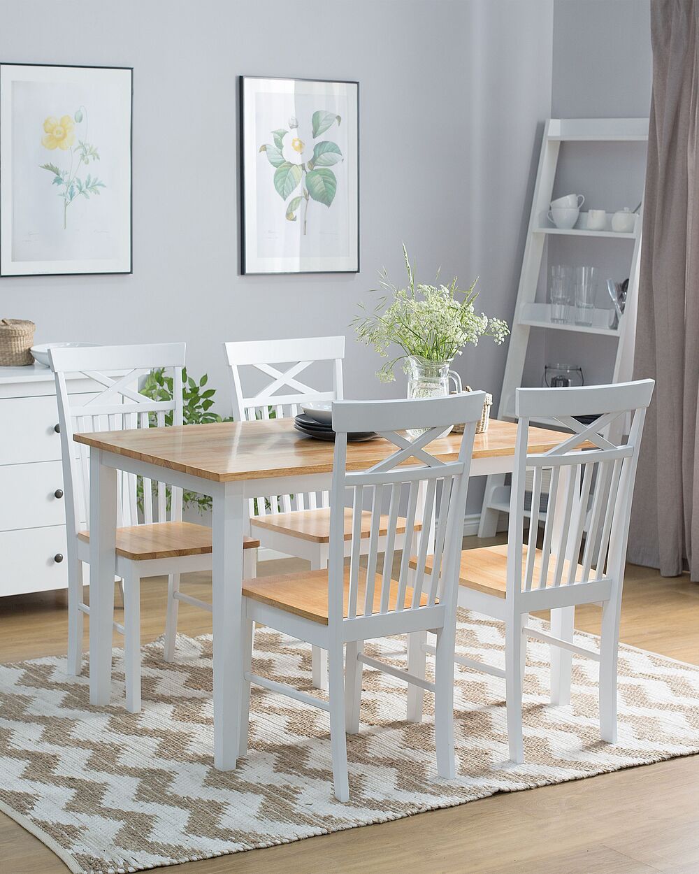 Set di 2 sedie da pranzo di colore bianco con legno chiaro in stile tradizionale classico