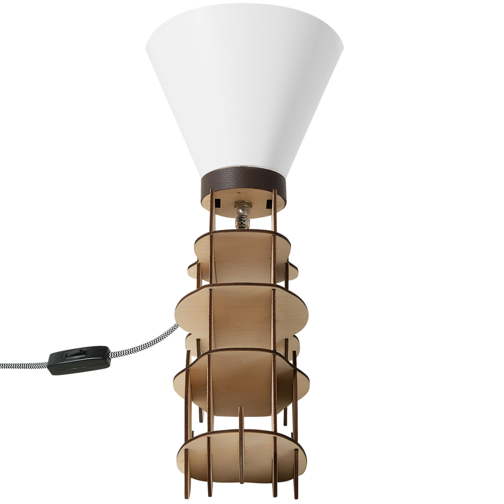 Lampada da Tavolo in Legno Chiaro con Cane Seduto Bianco con Paralume Conico