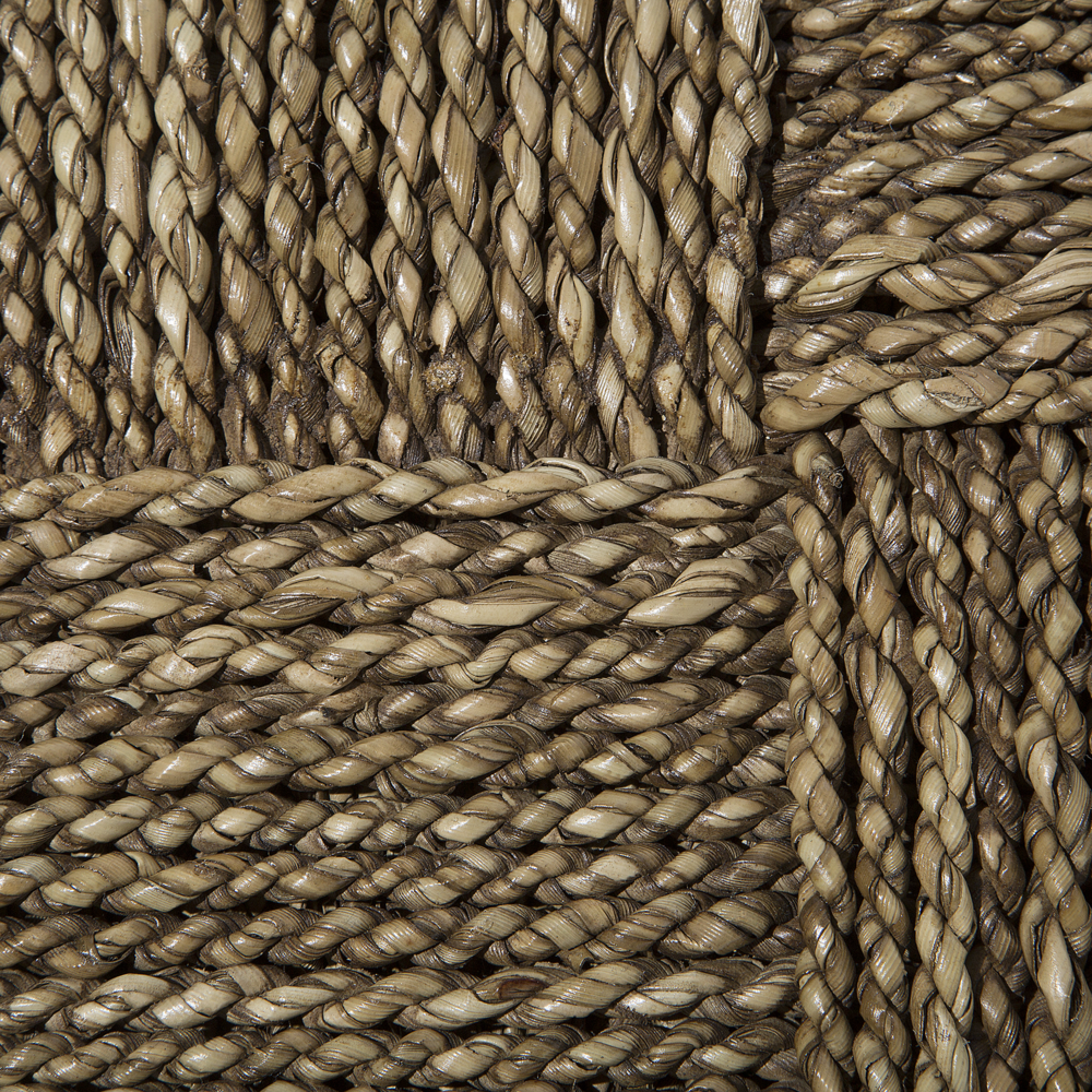 Tavolino in legno chiaro teak con poggiapiedi in alghe stile rustico grezzo