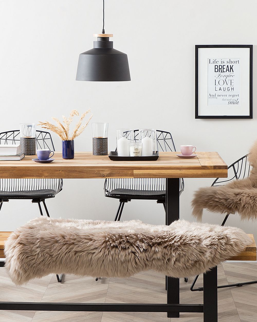 Tappeto in pelle di pecora marrone chiaro 65 x 110 cm a pelo lungo naturale in stile rustico