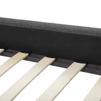 Struttura del letto con rivestimento in poliestere grigio Illuminazione a LED bianca 180 x 200 cm Design tradizionale