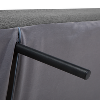 Divano Letto In Tessuto Beige Imbottito A 3 Posti Con Schienale Reclinabile Quadrato Trapuntato