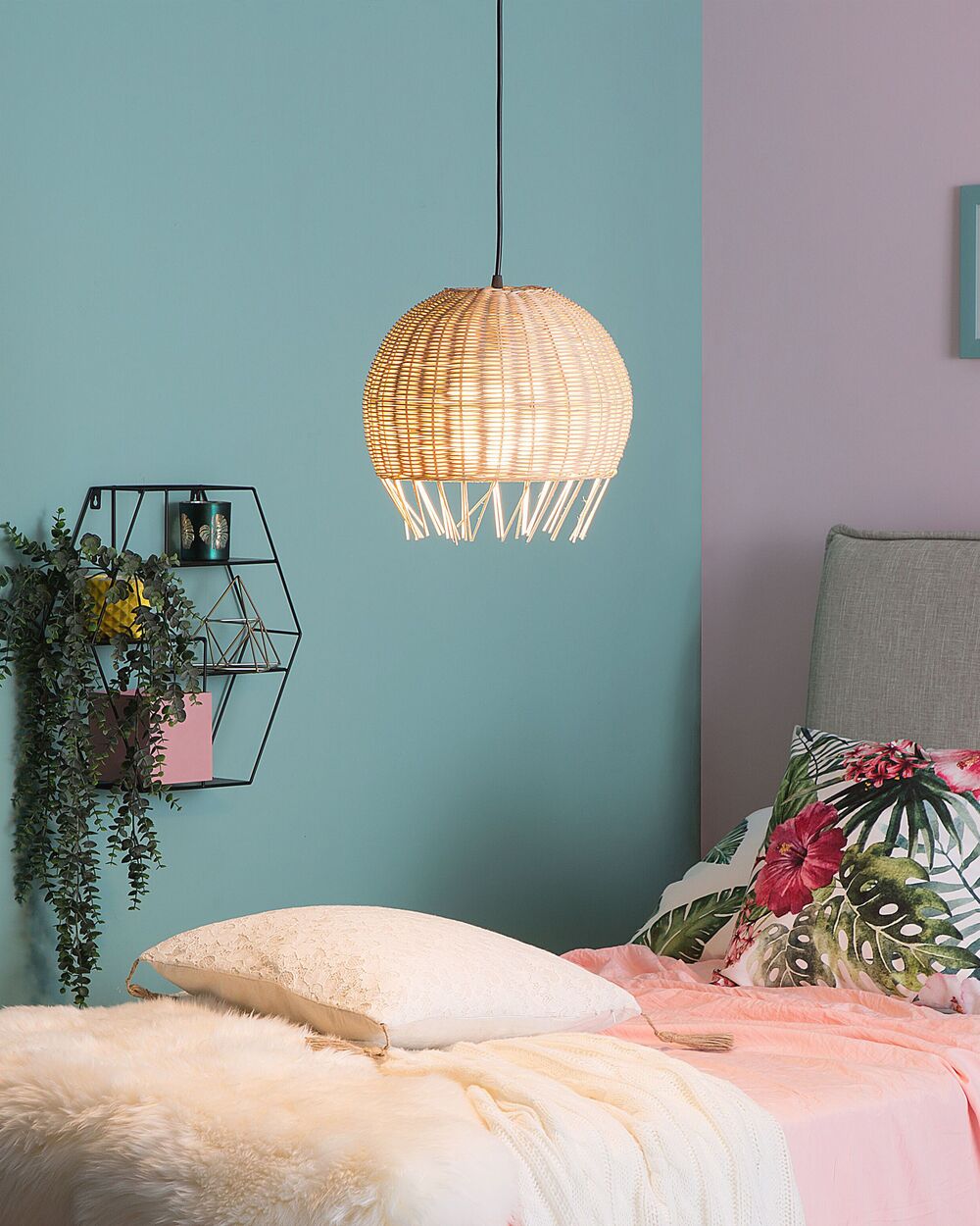 Lampada a Sospensione Marrone Rattan Forma Cupola Boho Eclettica