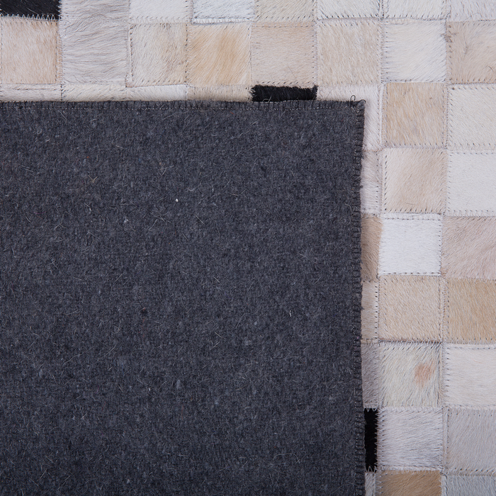 Tappeto Area Nero e Beige in pelle bovina con motivo patchwork Rettangolare 160 x 230 cm