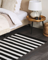 Tappeto in tessuto beige 80 x 150 cm per interni ed esterni motivo a zigzag moderno