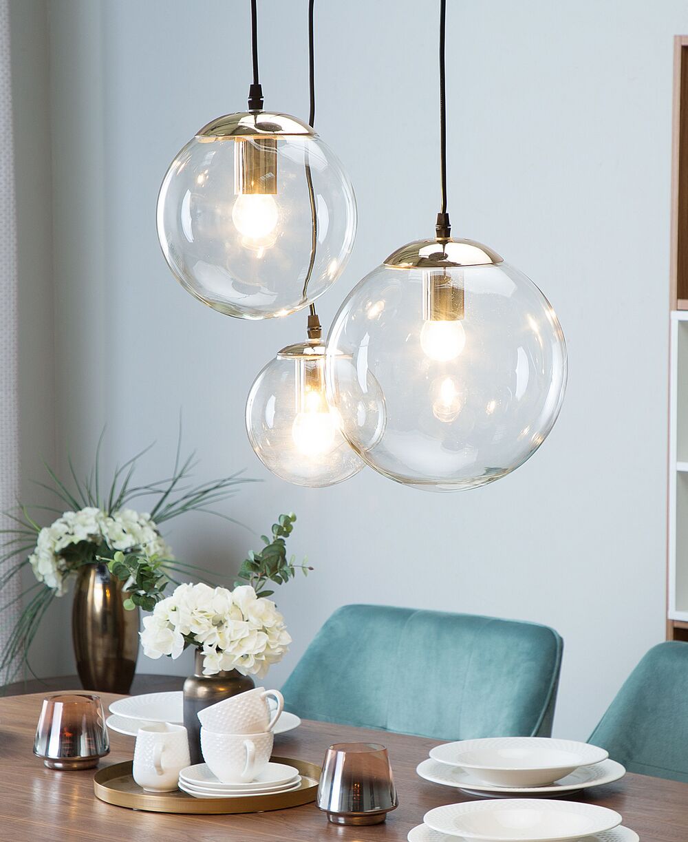 Lampada a Sospensione 3 Luci Vetro Trasparente Elemento in Metallo Dorato