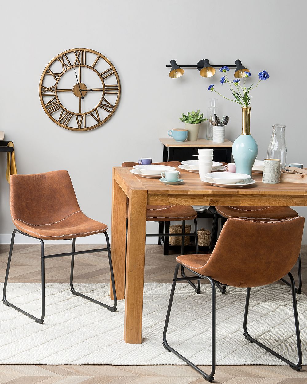 Set di 2 sedie da pranzo con rivestimento in tessuto marrone e gambe nere in stile retrò rustico