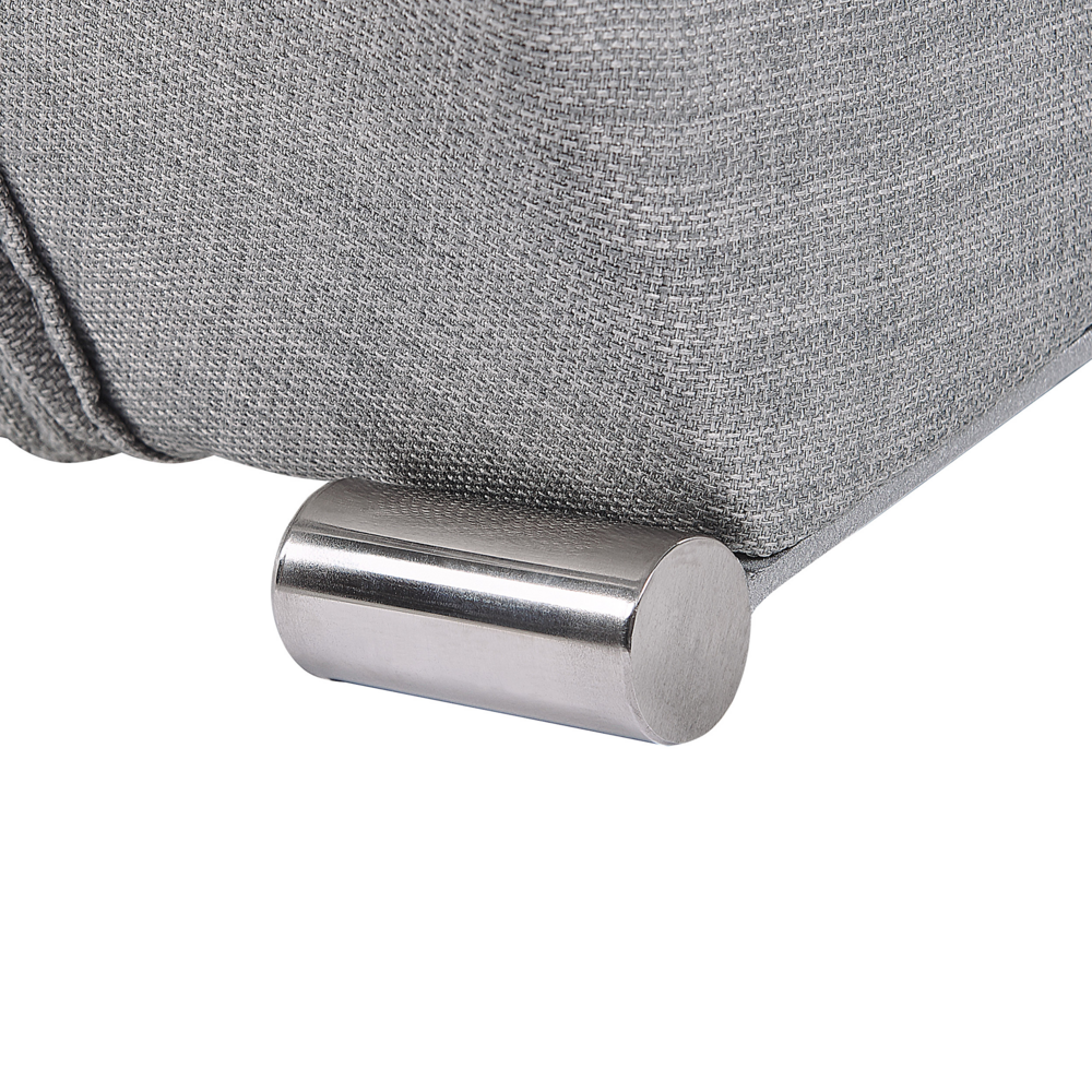 Letto in tessuto grigio 160 x 200 cm telaio ad arco con base a doghe testiera capitonné