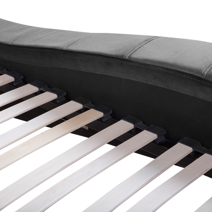 Letto Imbottito in Velluto Grigio Design Curvo e Moderno 180 x 200 cm