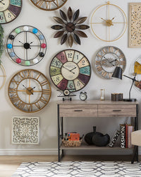 Orologio da Parete Marrone Cornice in Ferro Forma Fiore Design Numeri Romani Rotondo 55 cm