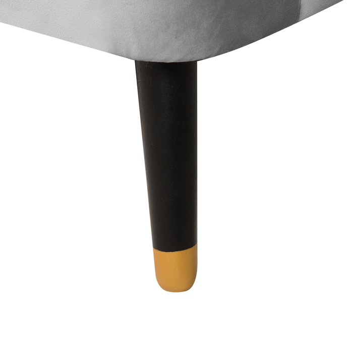 Divano in velluto grigio chiaro a 3 posti con braccioli incassati sullo schienale gambe in legno