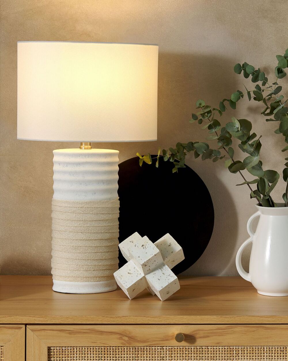 Lampada da tavolo Lampada da comodino con paralume in lino con base in ceramica beige