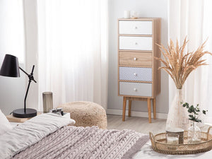 Cassettiera in legno chiaro con design scandinavo a 5 cassetti in legno bianco e grigio