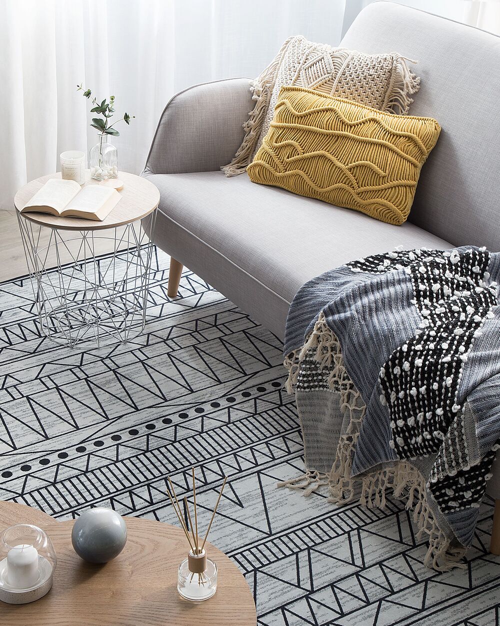 Tappeto Nero e grigio poliestere 140 x 200 cm a pelo corto motivo geometrico