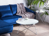 Tavolino da caffè con piano in vetro temperato bianco con gambe a forcina in metallo argentato di forma rotonda