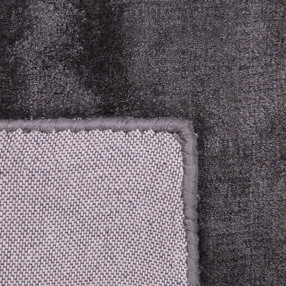 Tappeto in viscosa grigio scuro 80 x 150 cm a pelo corto capitonné moderno