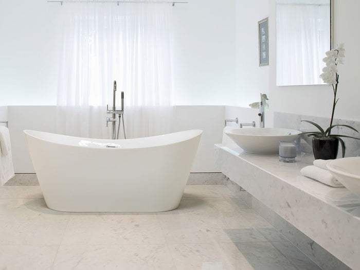 Bagno bianco con argento sanitario acrilico singolo 150 x 75 cm autoportante moderno