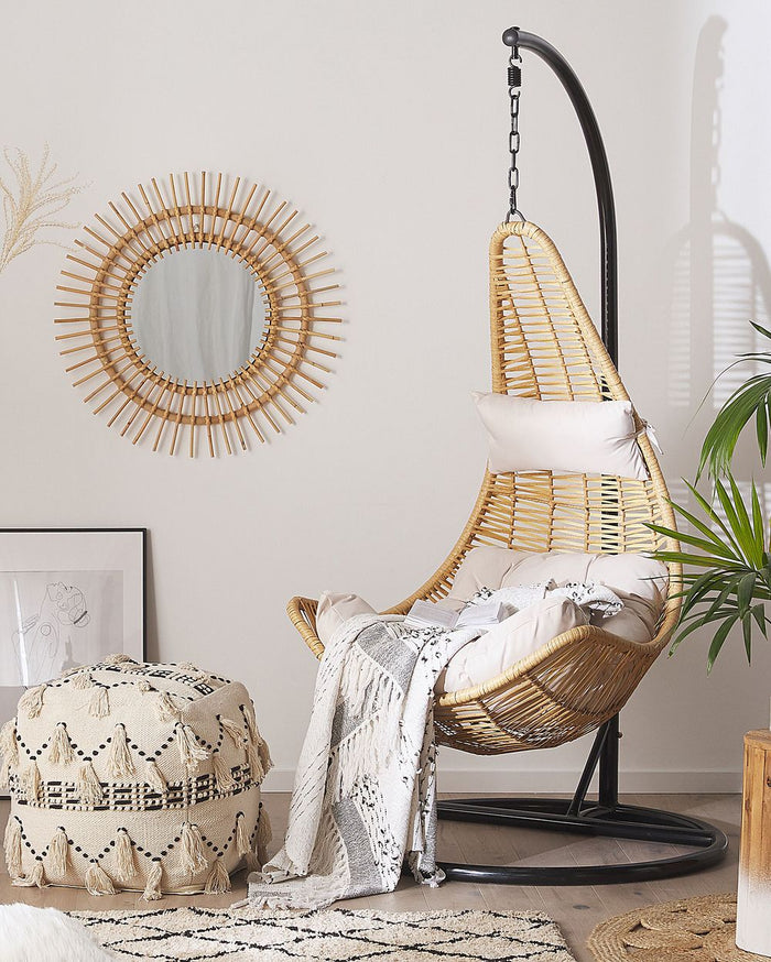 Sedia sospesa poltrona pensile in rattan beige PE altalena a forma di uovo in vimini rustico Boho