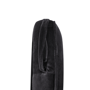 Poltrona Velluto Nero Braccioli Incassati Gambe In Legno Retrò