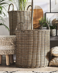 Set di 2 cesti per piante rotondi in rattan marrone con manici intarsio sintetico