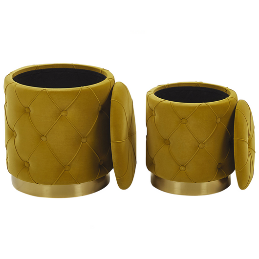 Set di pouf portaoggetti in velluto di poliestere senape con bottoni imbottiti con base dorata design retrò