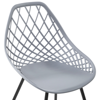 Set di 2 sedie da pranzo grigio sedile sintetico gambe in metallo Nero schienale netto design scandinavo moderno