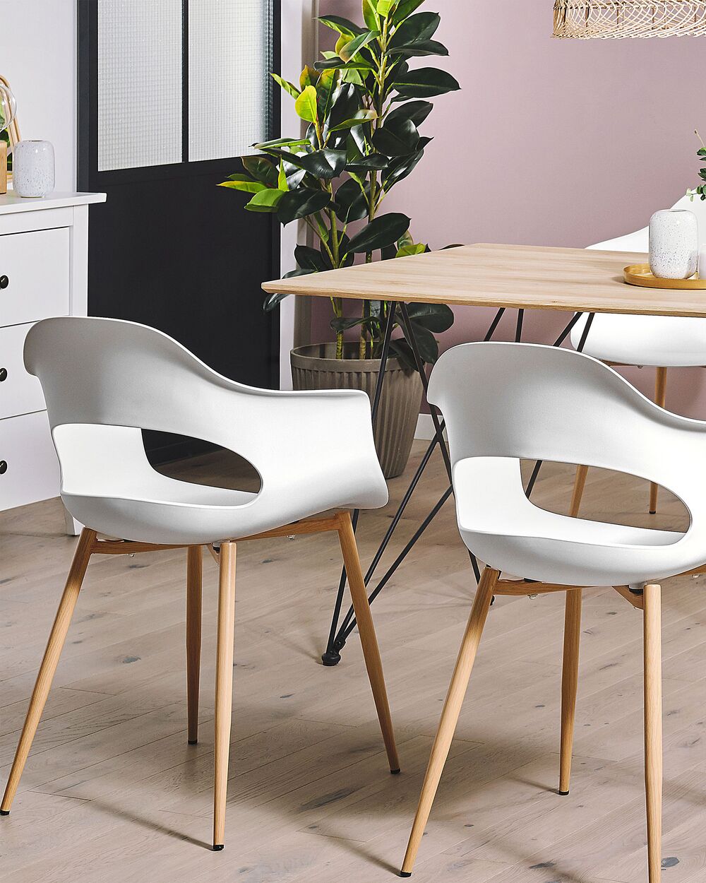 Set di 2 sedie da pranzo bianche in materiale sintetico con gambe eleganti decorative