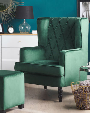 Poltrona con Poggiapiedi Tessuto Velluto Verde Gambe in Legno Stile Wingback