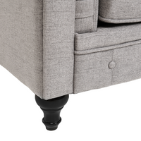 Poltrona Chesterfield Rivestimento Grigio Chiaro Gambe Legno Scuro Contemporanea