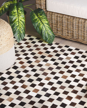 Tappeto tappetino Pelle Bovina Marrone e Beige 140 x 200 cm Motivo Geometrico Patchwork