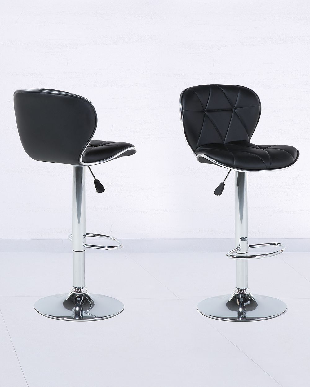 Set di 2 sgabelli da bar in ecopelle nera girevole regolabile in altezza sedia da bar moderna da cucina