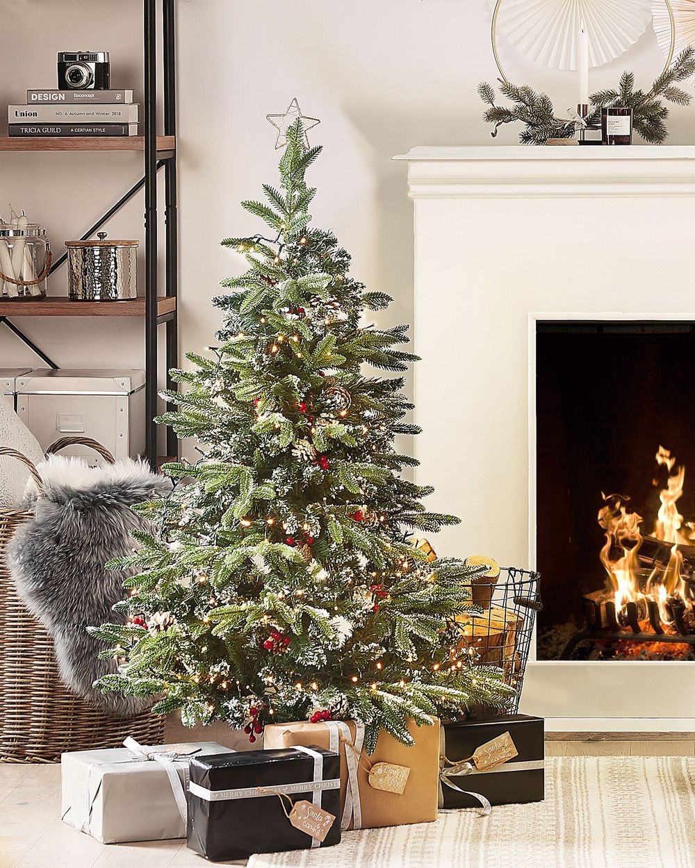 Albero di Natale con Neve Artificiale con Pigne e Bacche Rosse 120 cm