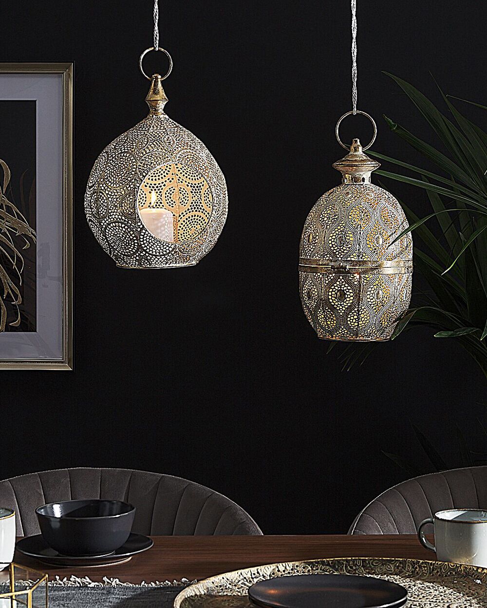 Lanterna in metallo dorato 33 cm con portacandele in vetro traforato orientale Boho