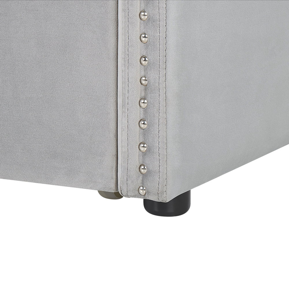 Letto estraibile 90 x 200 cm Velluto grigio chiaro Singolo doghe in legno Daybed Glamour Borchie decorative