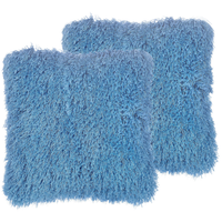 Set di 2 cuscini decorativi Fodera per cuscino in tessuto poliestere blu con inserto superficie pelosa 45 x 45 cm